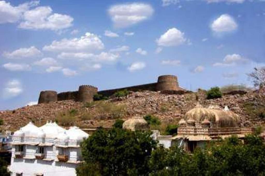 Bassi Fort Palace Chittorgarh المظهر الخارجي الصورة