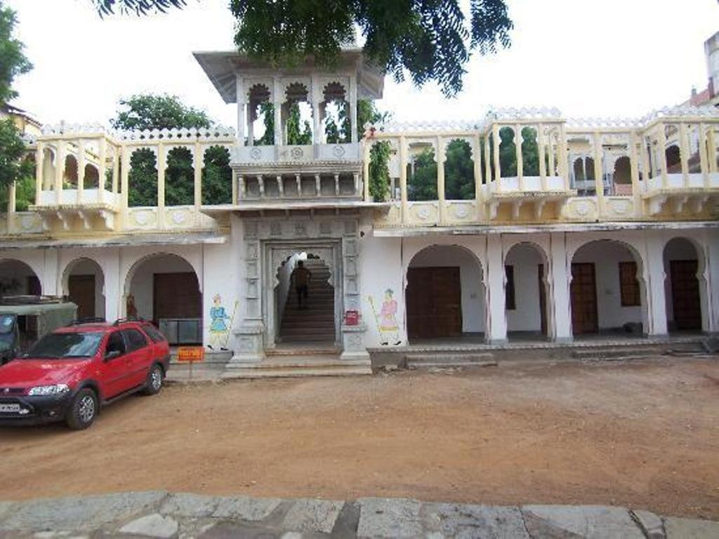 Bassi Fort Palace Chittorgarh المظهر الخارجي الصورة